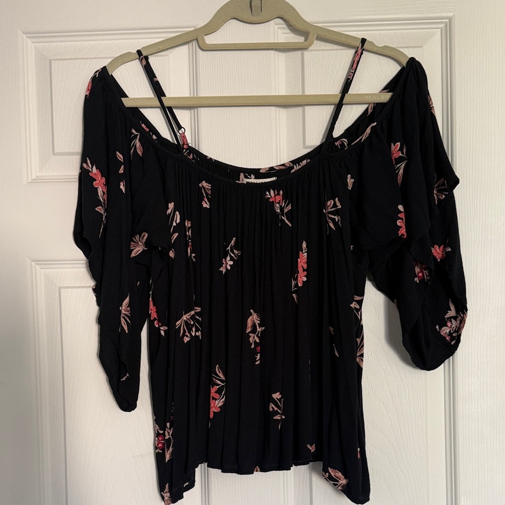 Billabong Black Floral Off-Shoulder Top
